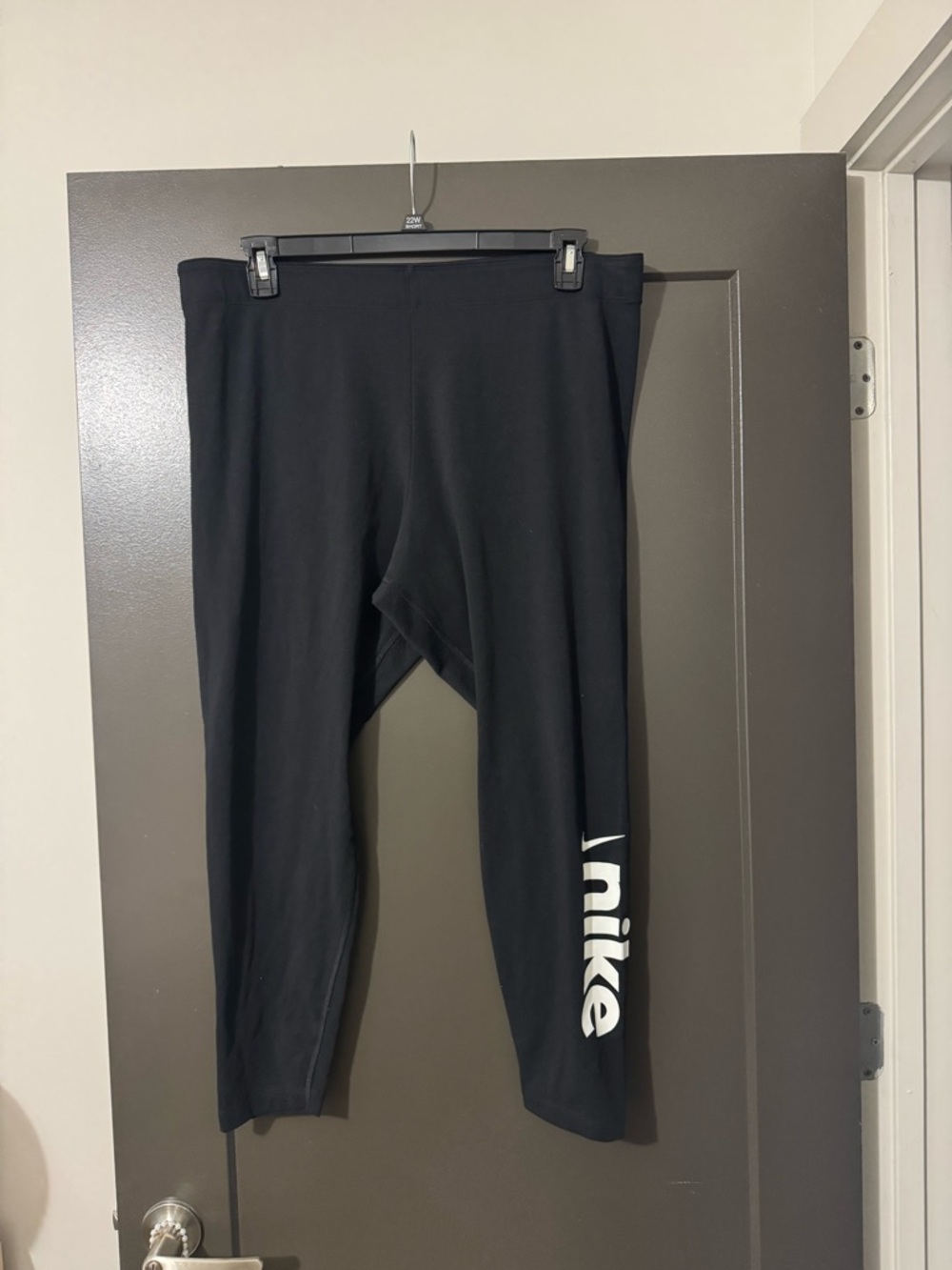 Nike Black Leggings with White Logo - Active Stretch